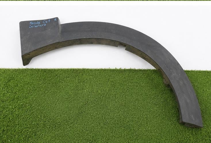 Moldura delantera derecha Mazda cx9 usada +iva