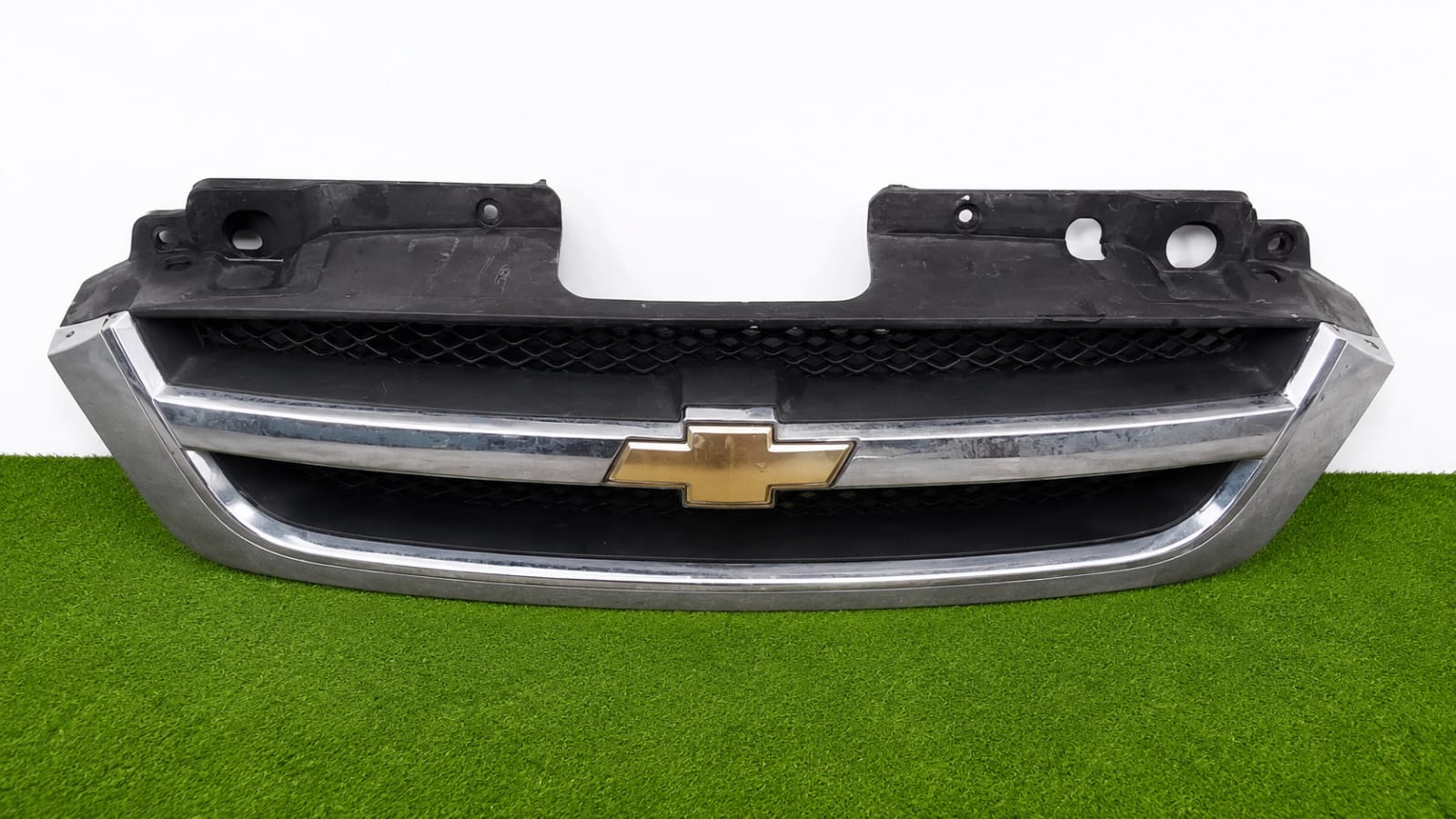 Mascara delantera chevrolet  vivant + iva
